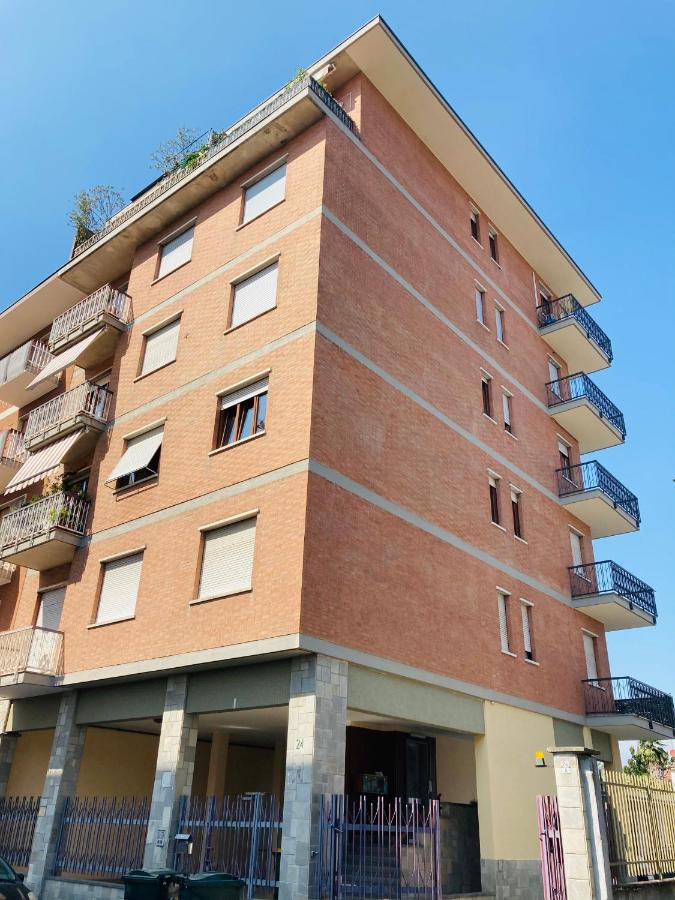 Bilocale_Torino_Deluxe Apartment Bagian luar foto
